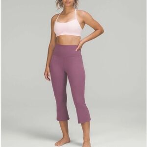 Lululemon Add Flare High-Rise Crop 21" in Vintage Plum. Size 4 . Like New